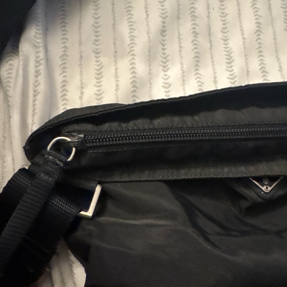 Authentic Vintage Prada Tessuto Nylon Crossbody Bag Black Y2K – Made in Italy - Picture 6 of 10